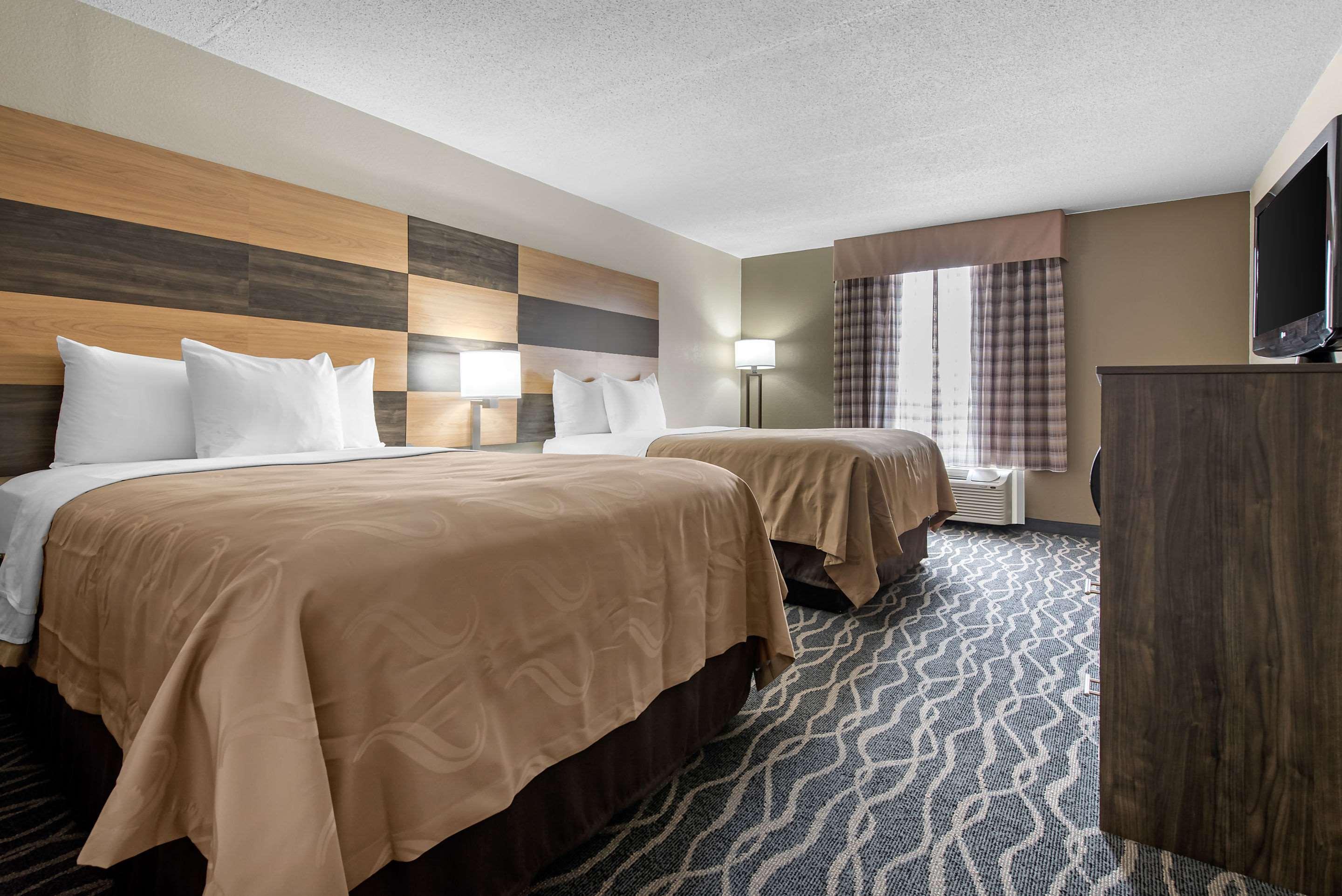 Quality Inn & Suites Lafayette I-65 Exterior photo